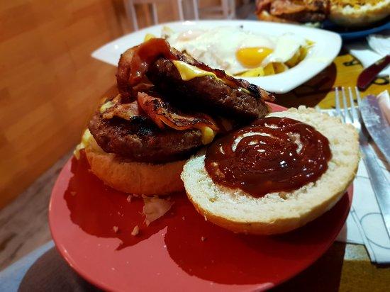 Burguer y Tapas