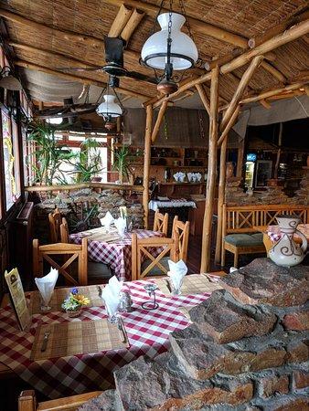 Feher Lo Pub & Steak House