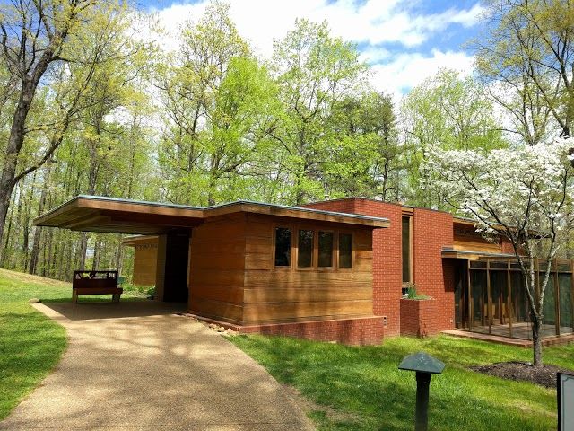 Woodlawn & Frank Lloyd Wright's Pope-Leighey House