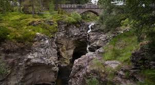Linn of Dee Place
