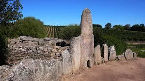 Tomba dei Giganti di Coddu Vecchiu