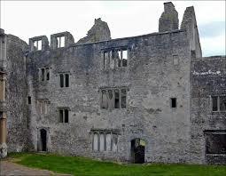 Old Beaupre Castle
