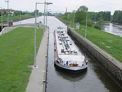Schleuse / Staustufe Kostheim