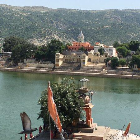 Meeting Point Cafe & Restaurant