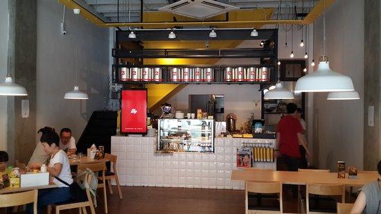 Mustard Sandwich House