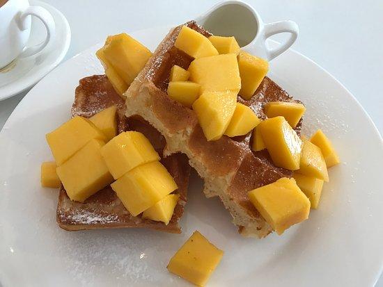 The Missing Socks Laundry Cafe