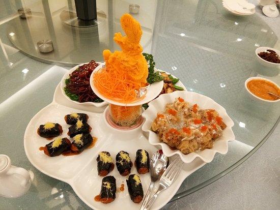 Zuan Yuan Chinese Restaurant