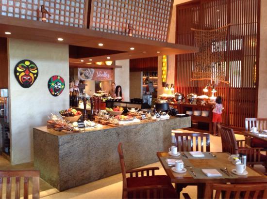 Vintana Asian Cafe at Shangri-La's Boracay Resort and Spa