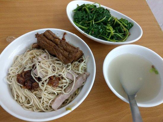 Shan Tou Yang Chun Noodles Shop