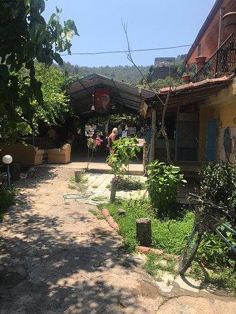 Kaya Garden Restaurant & Bar