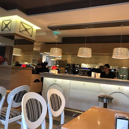 Pastelería Cafetería Heladería Flamboyant