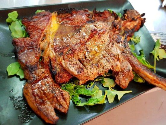 Starburger Pub&Grill bakery cafe