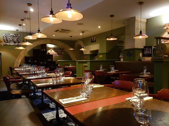 Les Folies Bouchères