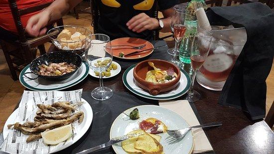 La Taverna De Montaraz