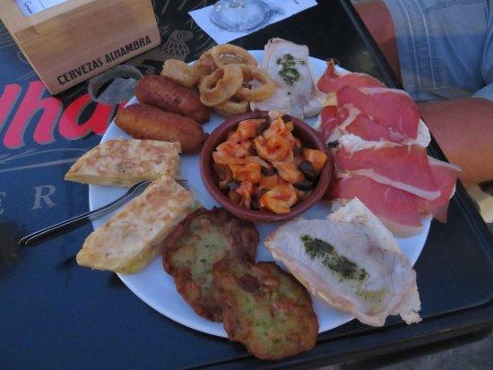 Cinema Plaza Cafe-Bar