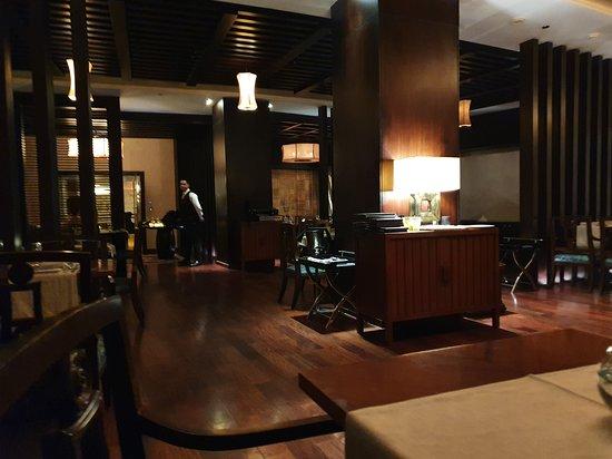 Yana THAI RESTAURANT