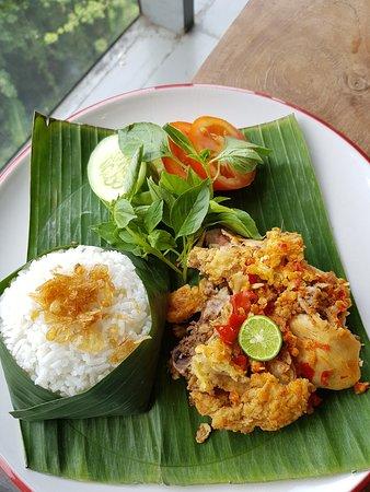 Kopi Legit Cafe & Resto