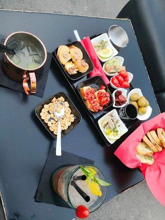 Bukowski Wine Living Bar