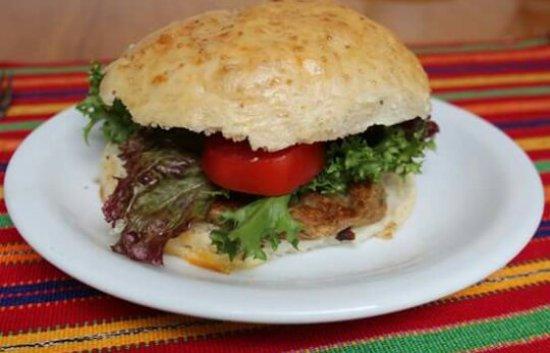 Tienda y Cafe Chikach