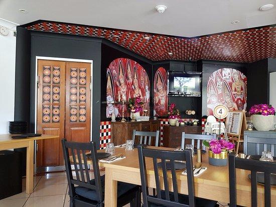 Ceylon Dine In Style