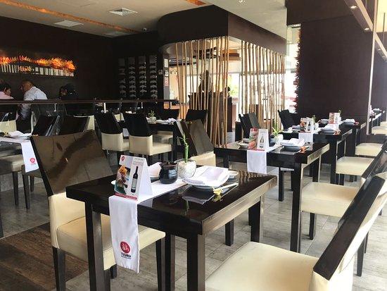 Tzuru Restaurante Nikkei