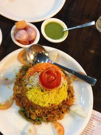 9 Downtown Restro&Cafe