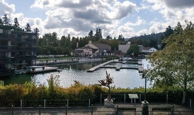 Millennium Plaza Park