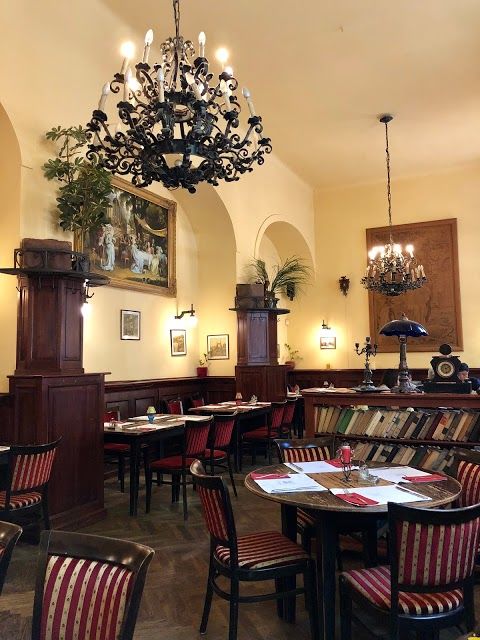 Kiskakukk Restaurant