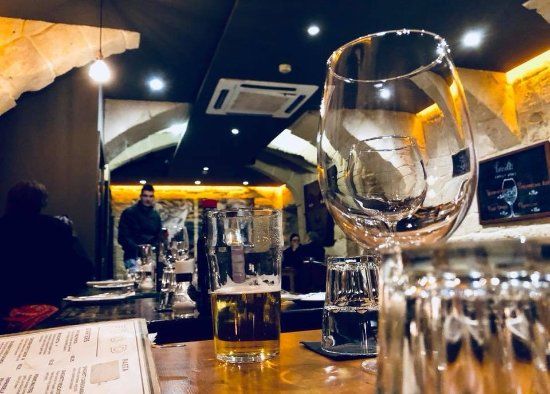 StrEat Whisky & Bistro