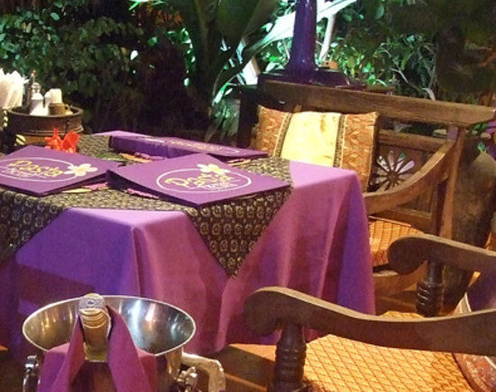 Hin Lek Fai Restaurant