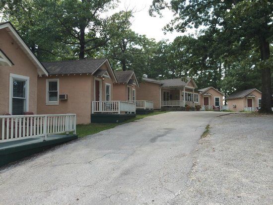 Cottage Inn Restaurant