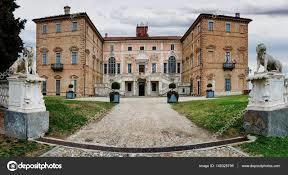 Castello di Govone