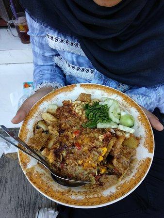 Tahu Gimbal Sari Roso