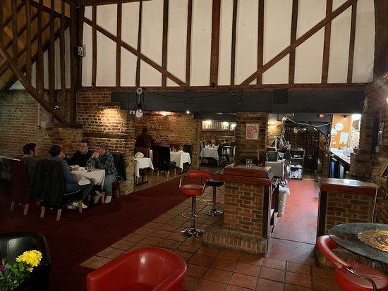 The Cromwell Inn Indian Cuisine