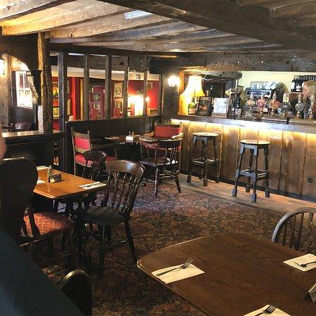 Ye Olde Fighting Cocks