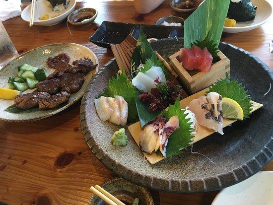 Chinuman Onna Sunset Mall nakama