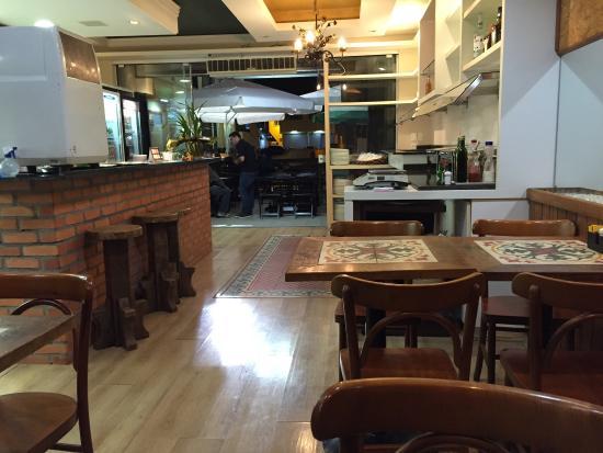 Negrett's Restaurante & Bar