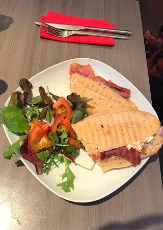 C'est Pas Raisonnable