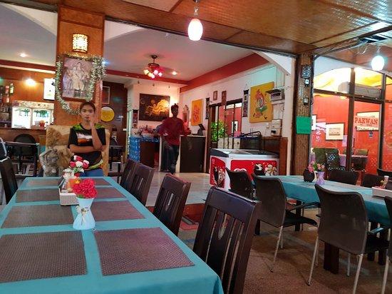 Pakwan Restaurant and Bar