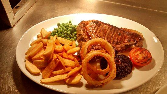 The Bell at Salford Priors