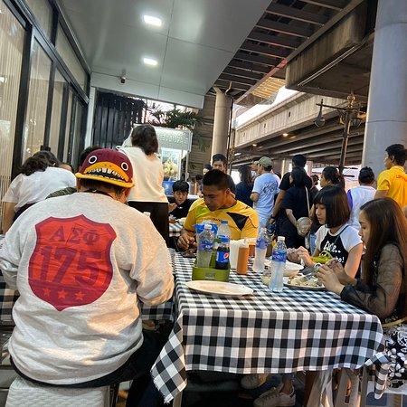 ヘンヘン・カオマンガイ