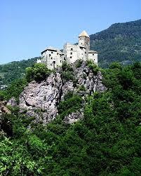 Burg Karneid