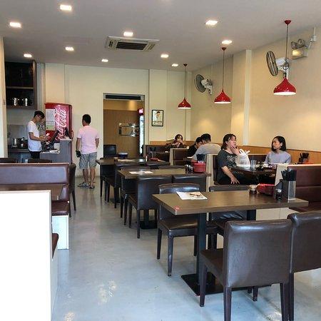 Xiang Yuan Ji Shanghai Panfried Dumpling