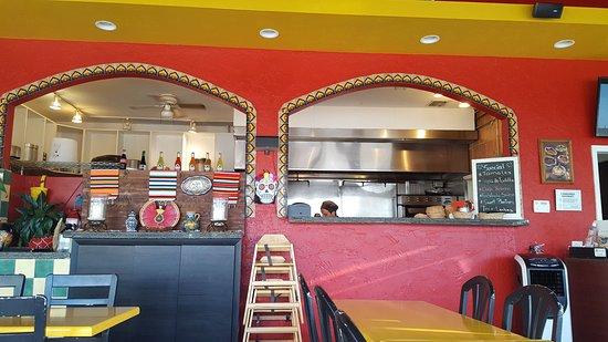 Guakamoles Mexican Grille & Cafe