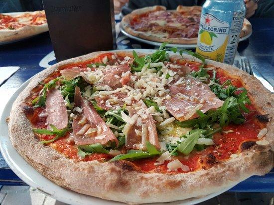 Francesca & Fratelli Pizza Manufaktur