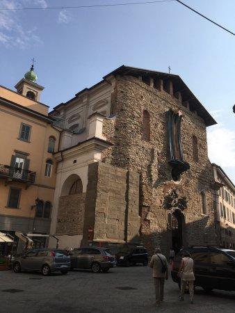 Gelateria Artigianale Creme Glacee