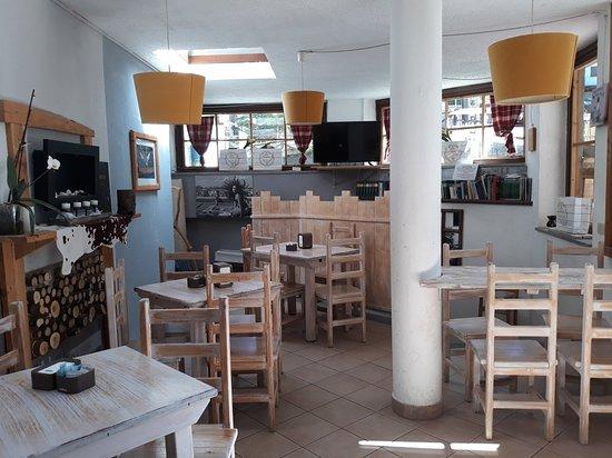 Max Bar Di Gorlier Massimo