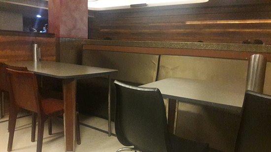 Noorjahan Hotel Restaurant