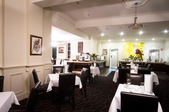 Courtyard Restaurant