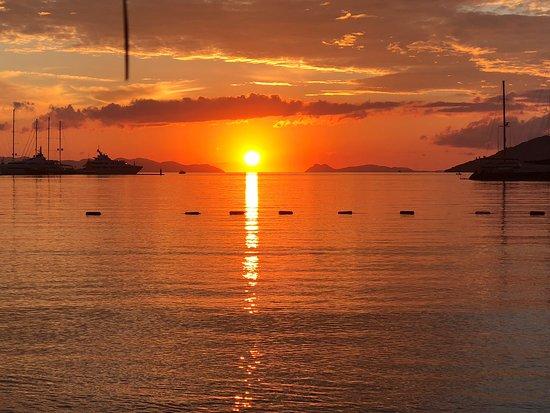 Mer-Can Story Restaurant